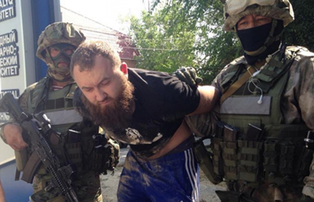 Шымкентте заңсыз қару жасағандар мен өткізгендер сотталды