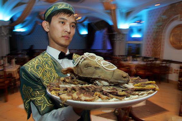 СОЙЫЛҒАН МАЛДЫҢ ТІСІ НЕГЕ ҚАҒЫЛАДЫ?