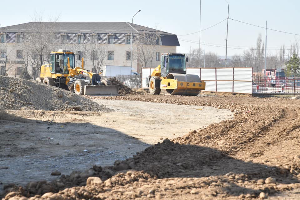 ШЫМКЕНТ: ҚАЛА ӘКІМІ ҚҰРЫЛЫС НЫСАНДАРЫН АРАЛАДЫ