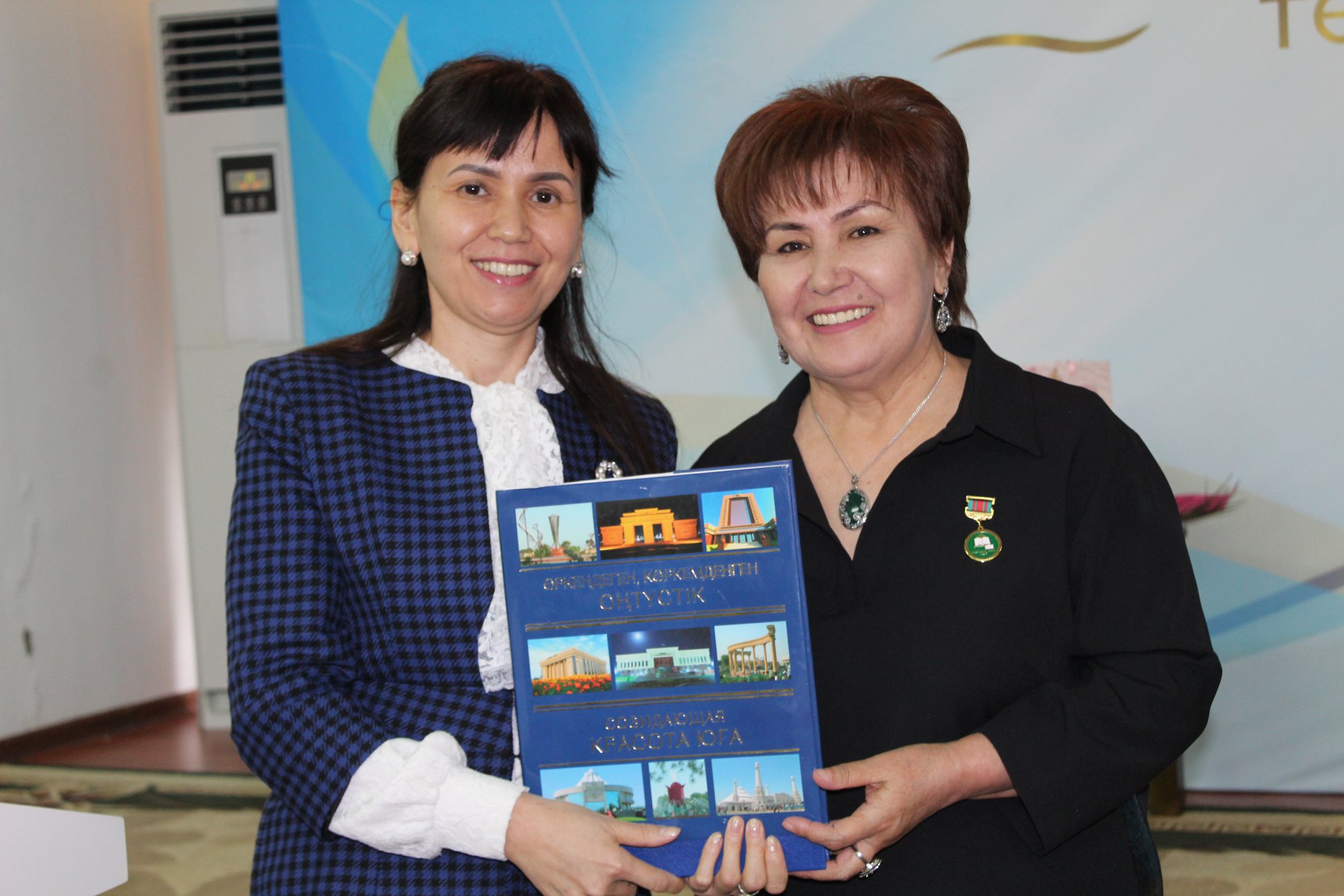 МӘРТЕБЕЛІ ПОЭЗИЯ МІНБЕРІНДЕ-ГҮЛНӘР ӨМІРБЕК