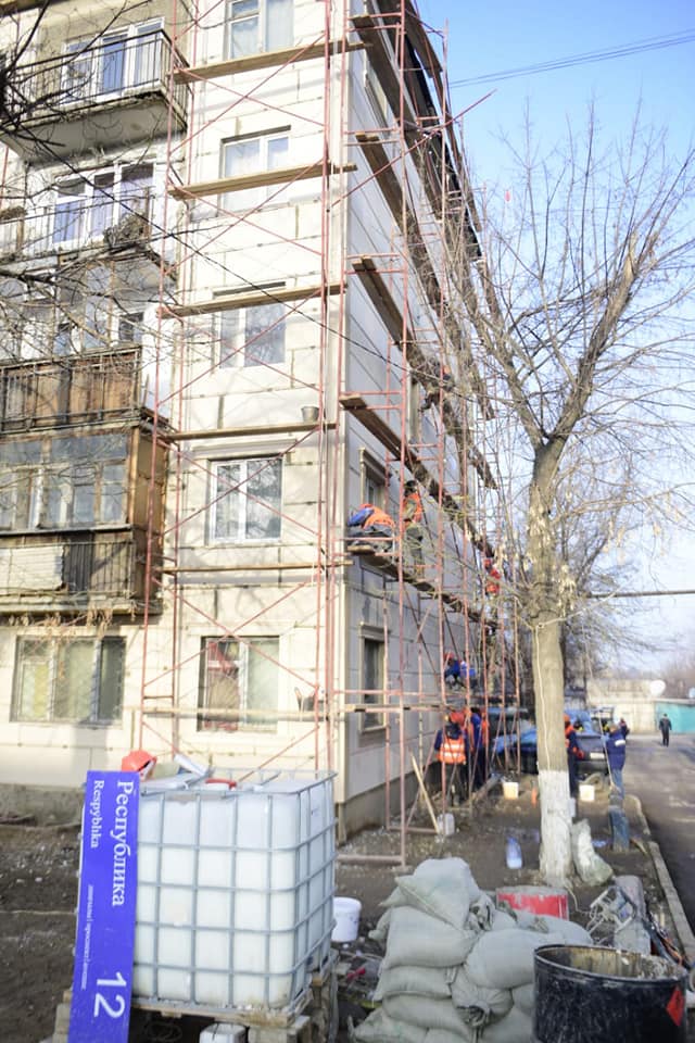 ШЫМКЕНТ: КӨП ҚАБАТТЫ 41 ҮЙДІҢ ҚАСБЕТІ ЖАҢАРУДА