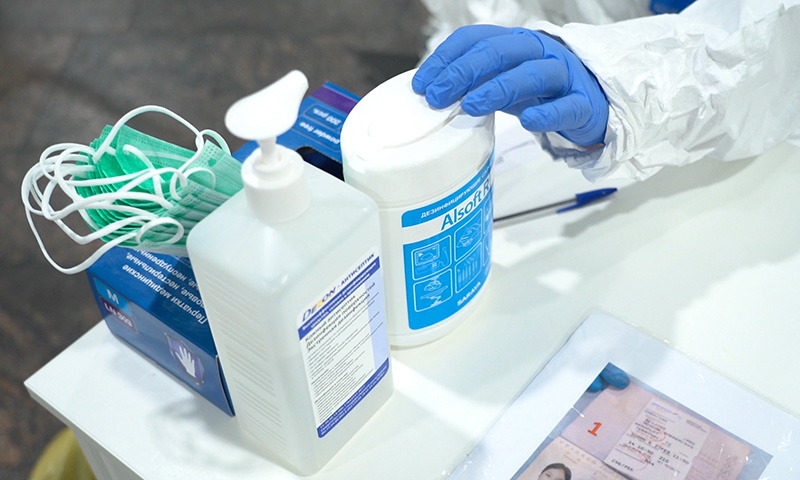 ШЫМКЕНТТЕ МЕДИЦИНАЛЫҚ БЕТПЕРДЕ МЕН ДЕЗИНФЕКЦИЯЛЫҚ ҚҰРАЛДАРДЫ ЗАҢСЫЗ САТҚАНДАР АНЫҚТАЛДЫ