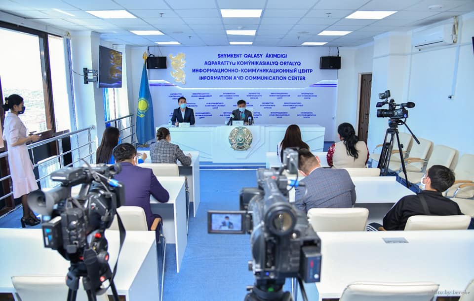 ШЫМКЕНТТЕ 235 МЫҢНАН АСТАМ АДАМ 42 500 ТЕҢГЕДЕН АЛДЫ