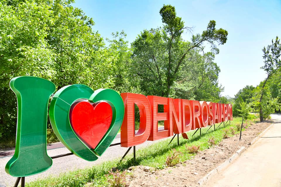 ШЫМКЕНТТЕГІ ДЕНДРОСАЯБАҚТА 6,5 ШАҚЫРЫМ ВЕЛОЖОЛ САЛЫНАДЫ