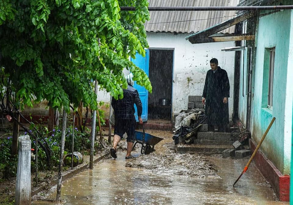 ЕЛТАЙДА СУ ТАСҚЫНЫНАН ҚАТТЫ ЗАҚЫМДАНҒАН ҮЙ ЖОҚ