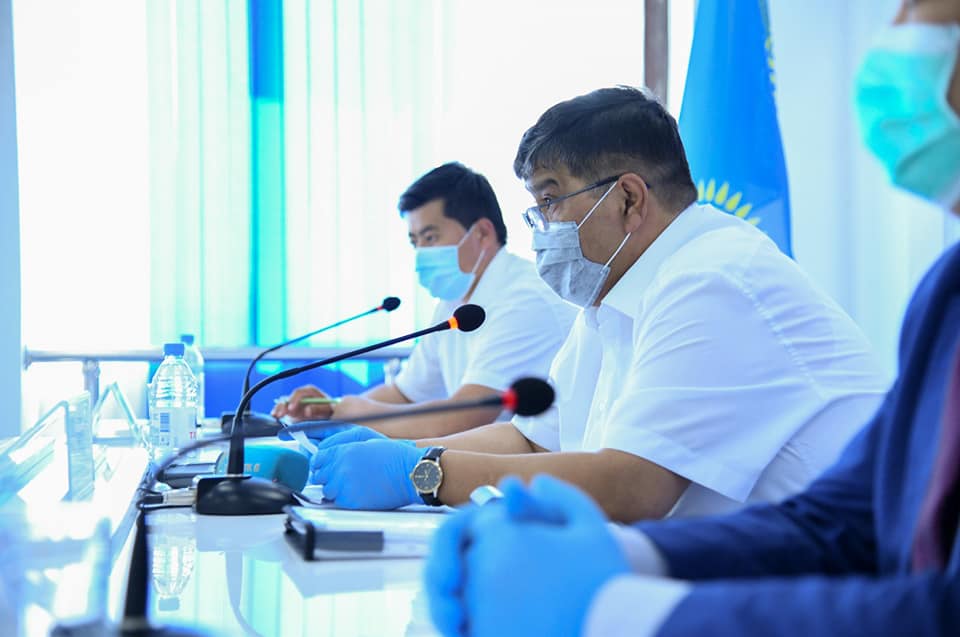 ЗАҢСЫЗ МИТИНГІЛЕР МЕН ЖАППАЙ ШАРАЛАРҒА ҚАТЫСҚАНДАР ҚАТАҢ ЖАУАПКЕРШІЛІККЕ ТАРТЫЛАДЫ