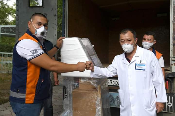 «BI-GROUP» КОМПАНИЯСЫ ӨКПЕНІ ЖАСАНДЫ ЖЕЛДЕТУ АППАРАТЫН СЫЙҒА ТАРТТЫ