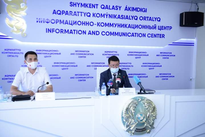 ҚАРАТАУ АУДАНЫНДА 108 КӨШЕГЕ ШАҒАЛ ТАС ТӨСЕЛУДЕ