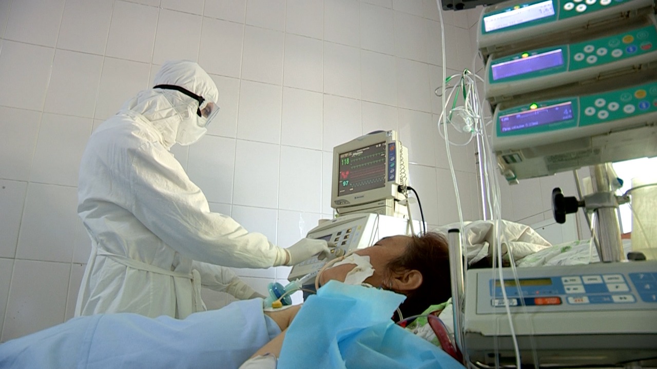 ПНЕВМОНИЯМЕН КҮРЕСТЕ ЭКМО АППАРАТЫ ҚОЛДАНЫЛУДА