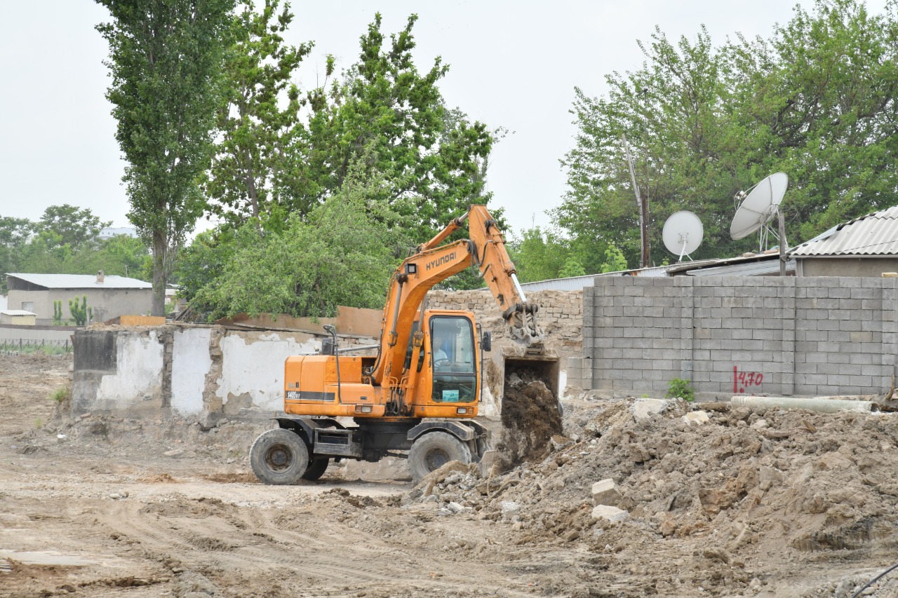 ШЫМКЕНТТЕ МАГИСТРАЛДЫ 75 ШАҚЫРЫМ ЖОЛ ЖӨНДЕЛУДЕ