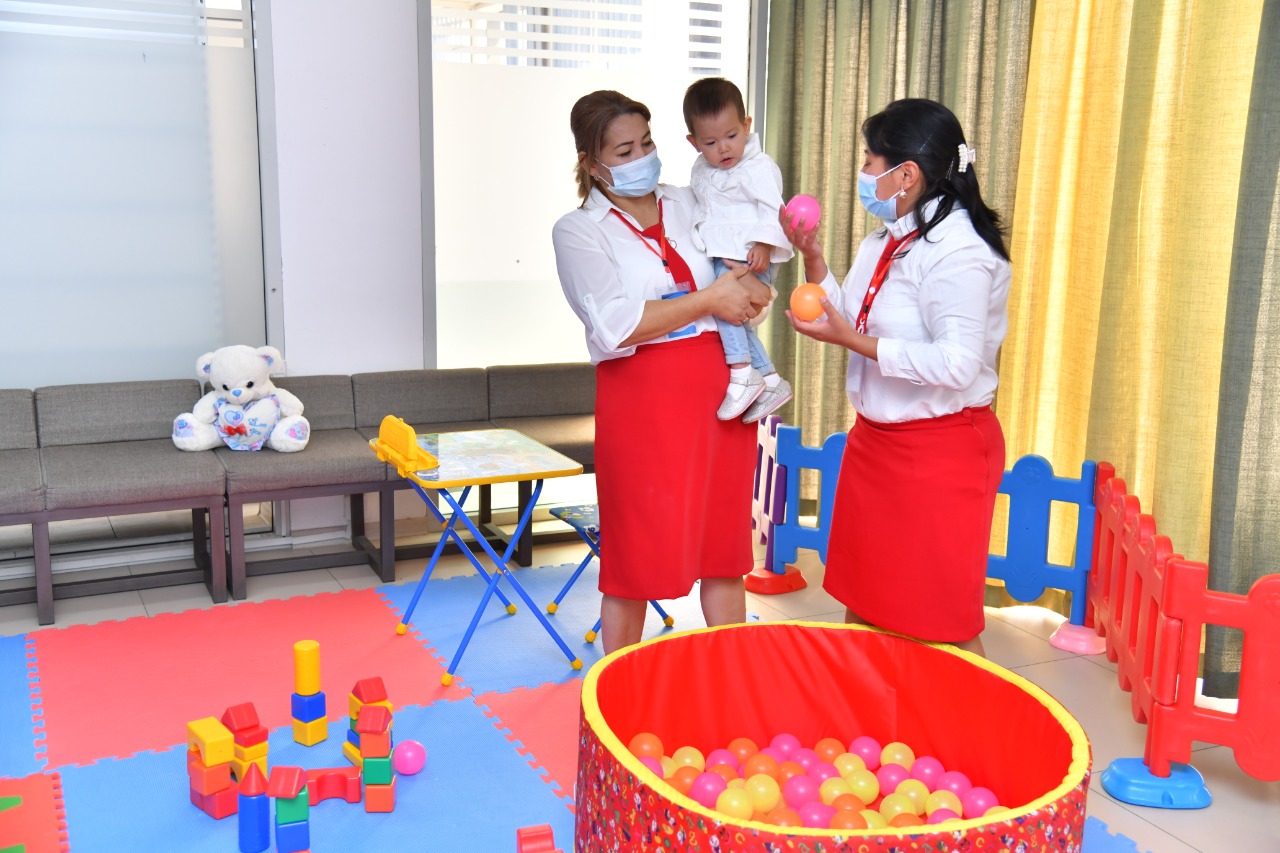 «ШАҢЫРАҚ» ОТБАСЫ ИНСТИТУТЫН ҚОЛДАУ ОРТАЛЫҒЫ АШЫЛДЫ