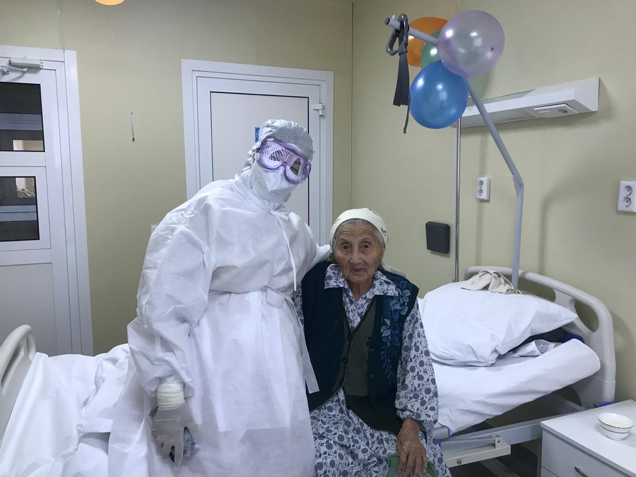 100 ЖАСТАҒЫ ӘЖЕЙ ТУҒАН КҮНІНДЕ ПНЕВМОНИЯДАН  ЖАЗЫЛЫП ШЫҚТЫ