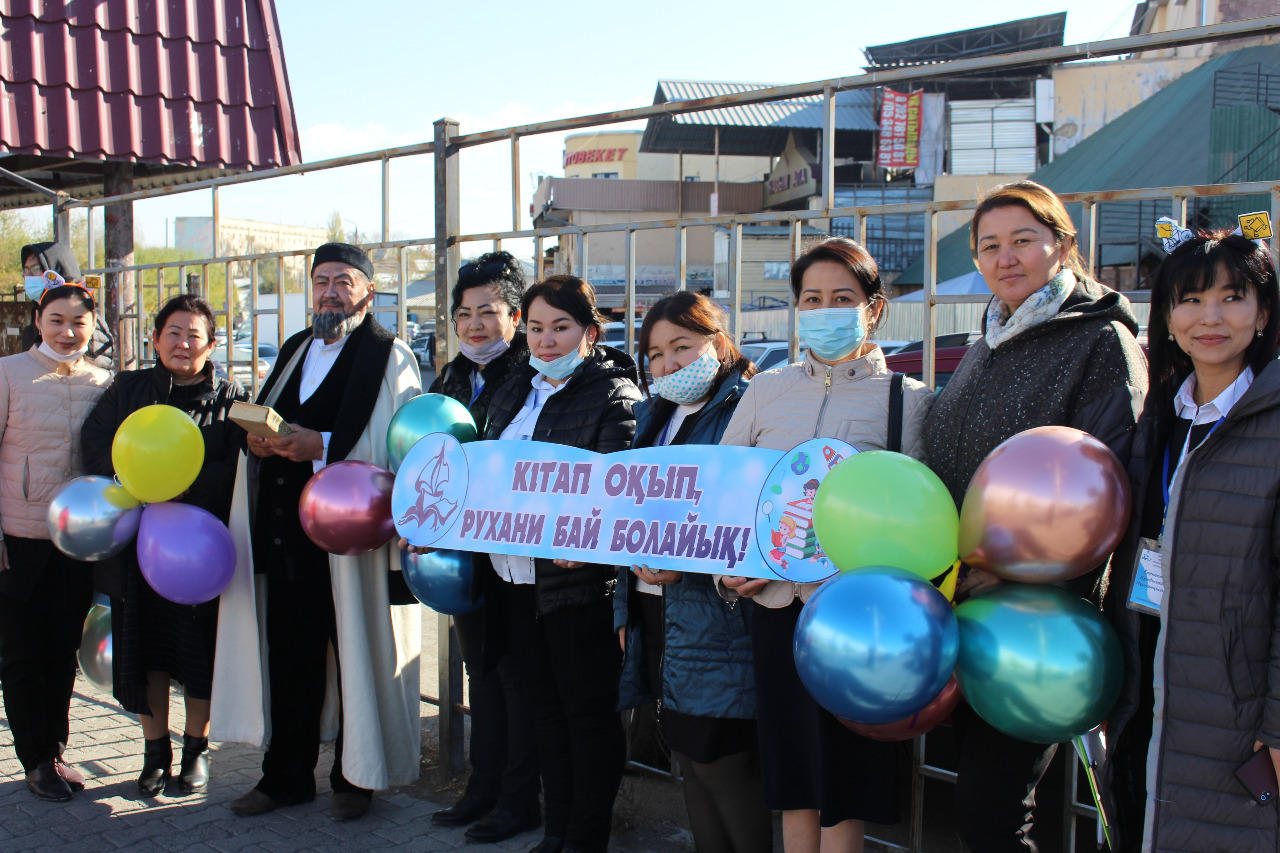 ШЫМКЕНТТІ ӘДЕБИ АВТОБУС АРАЛАДЫ