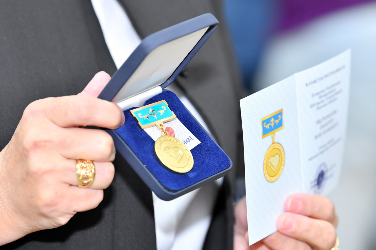 «ХАЛЫҚ АЛҒЫСЫ» МЕДАЛІ ТАБЫСТАЛДЫ