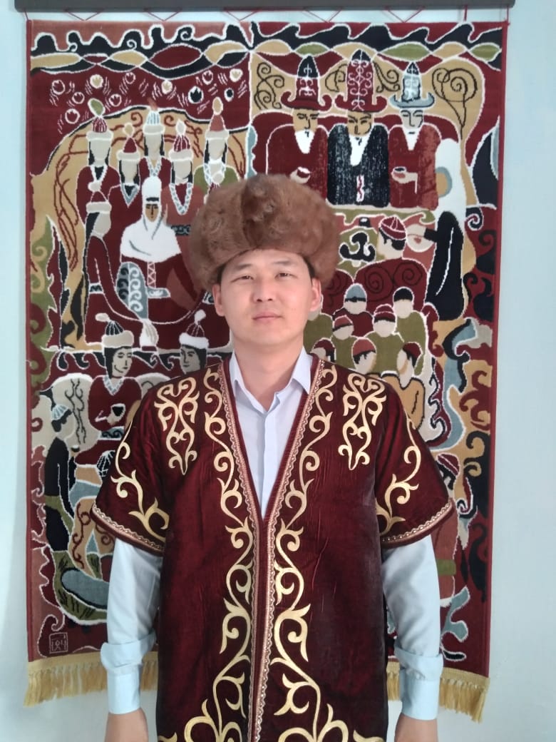 ШЫМКЕНТТІК ҰСТАЗ «АБАЙ ОҚУЛАРЫ» РЕСПУБЛИКАЛЫҚ БАЙҚАУЫНЫҢ ЖЕҢІМПАЗЫ АТАНДЫ