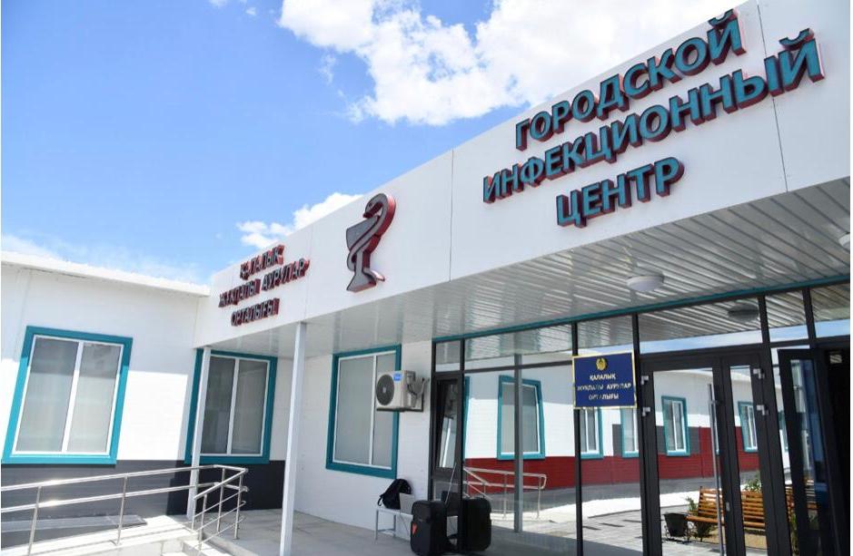 ШЫМКЕНТ: ЖҰҚПАЛЫ АУРУЛАР АУРУХАНАСЫ МЕН ЖЕДЕЛ ЖӘРДЕМ ДӘРІГЕРІ ХАЛЫҚ ҚҰРМЕТІНЕ ИЕ БОЛДЫ