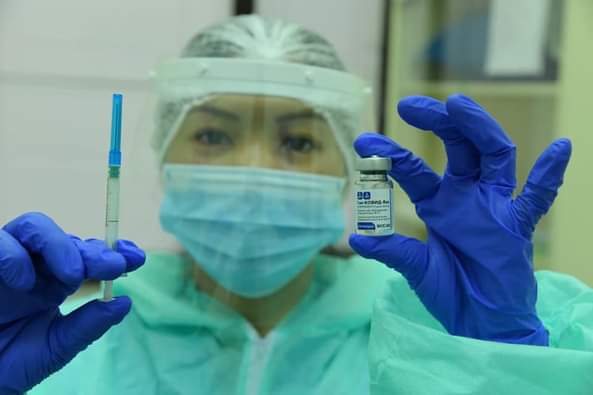 ШЫМКЕНТ: АЛҒАШҚЫ ТӘУЛІКТЕ 180 АДАМҒА КОВИДКЕ ҚАРСЫ ВАКЦИНА САЛЫНДЫ