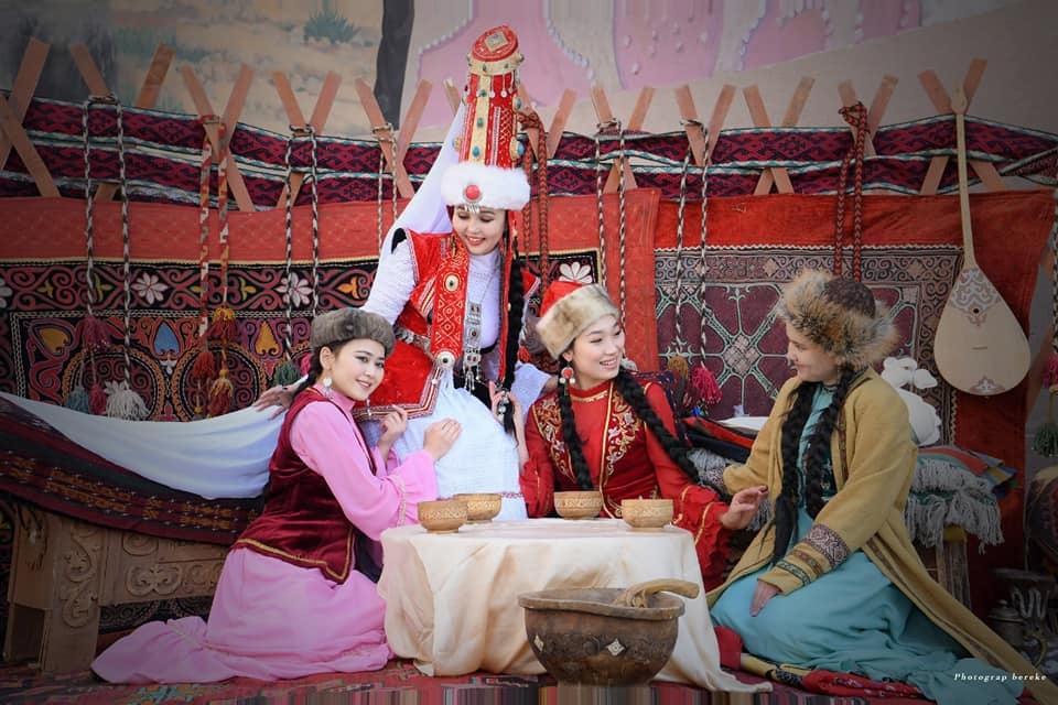 НАУРЫЗ ШЫМКЕНТТЕН БАСТАЛАДЫ