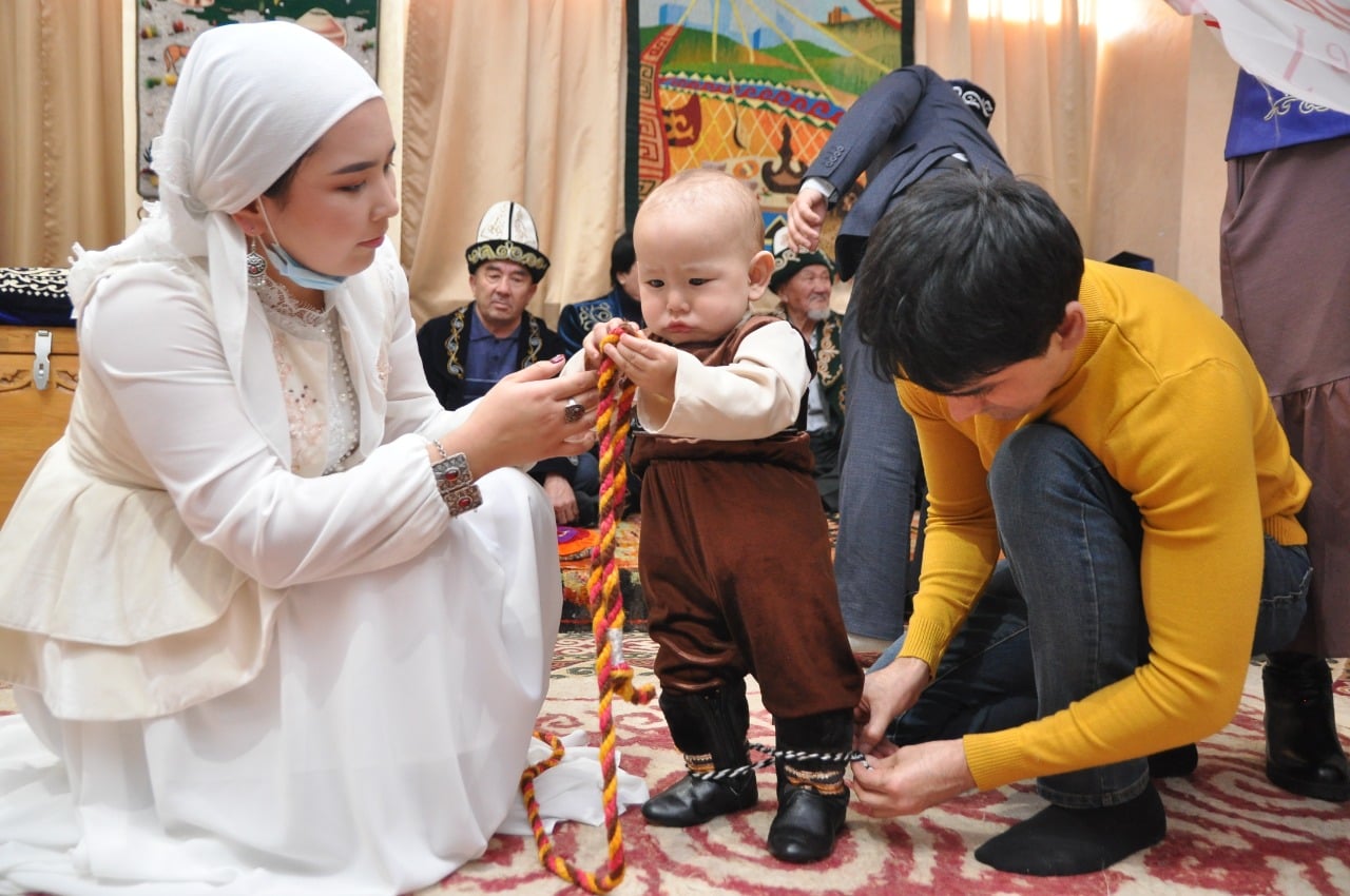 ШЫМКЕНТТЕ «ТҰСАУЫҢДЫ КЕСЕЙІН, КҮРМЕУІҢДІ ШЕШЕЙІН!» АТТЫ ШАРА ӨТТІ