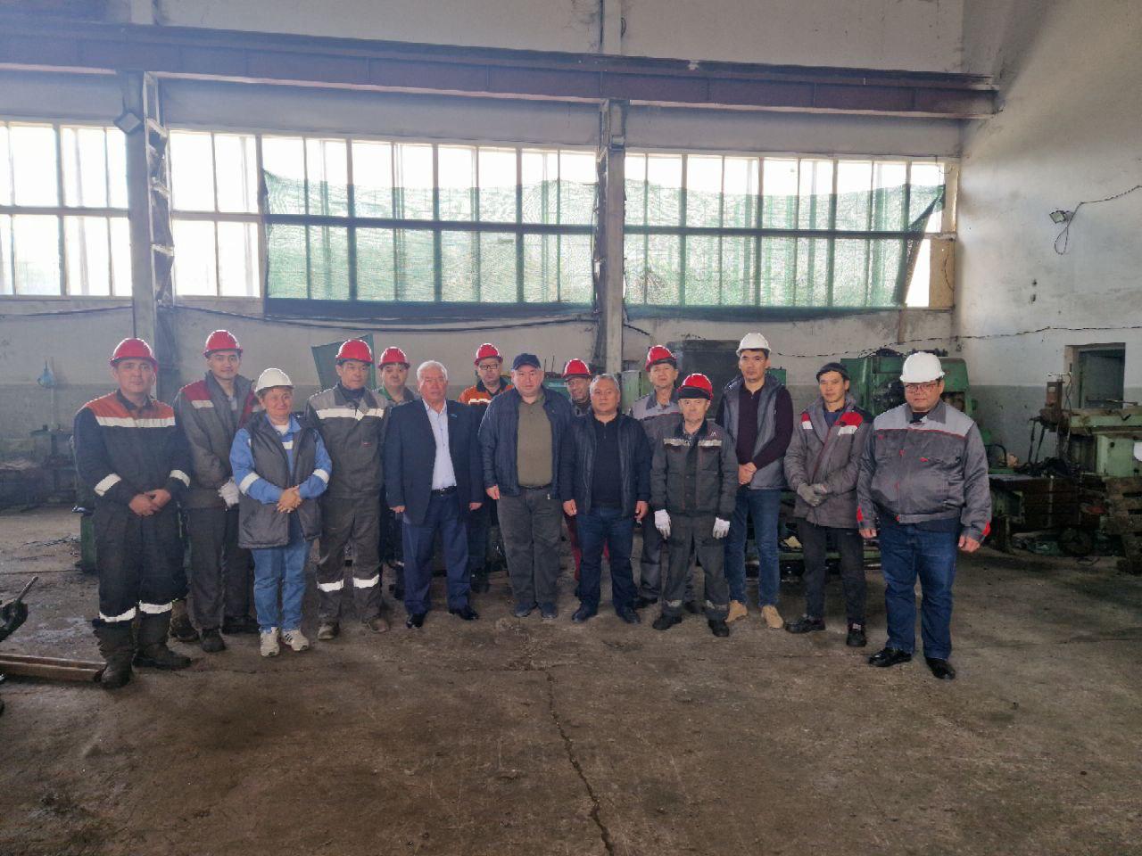 КӘСІПОРЫН ҰЖЫМЫНА ЖОЛДАУ БАҒЫТТАРЫ ТҮСІНДІРІЛДІ