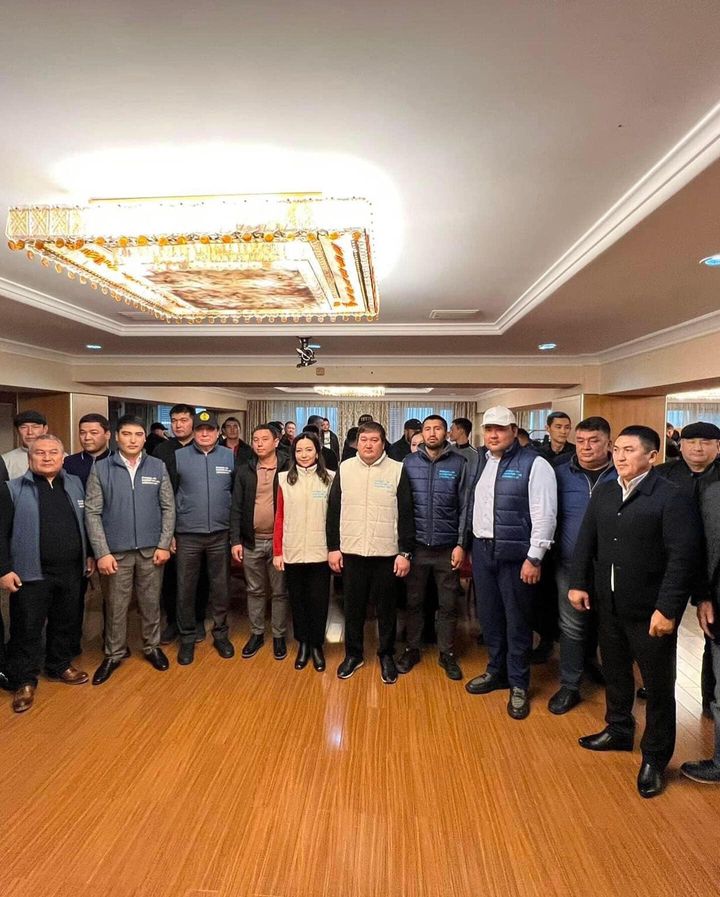 КӘСІПКЕРЛЕРМЕН КЕЗДЕСУ ӨТТІ