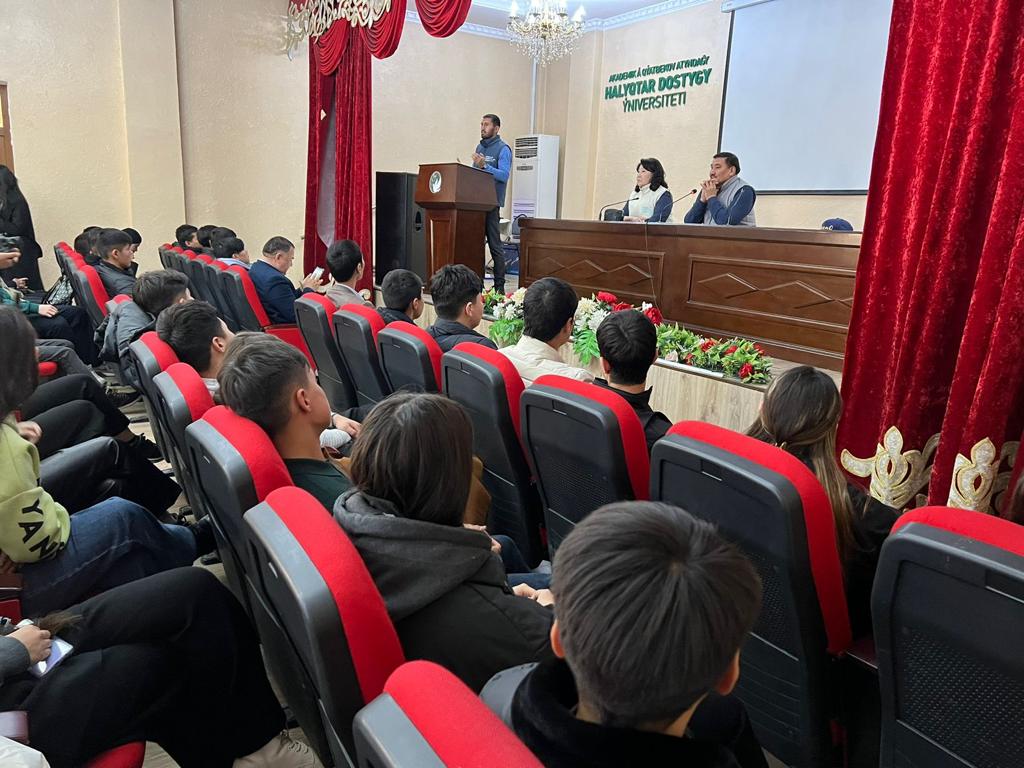 Жастарға сайлауалды бағдарламалар кеңінен таныстырылды