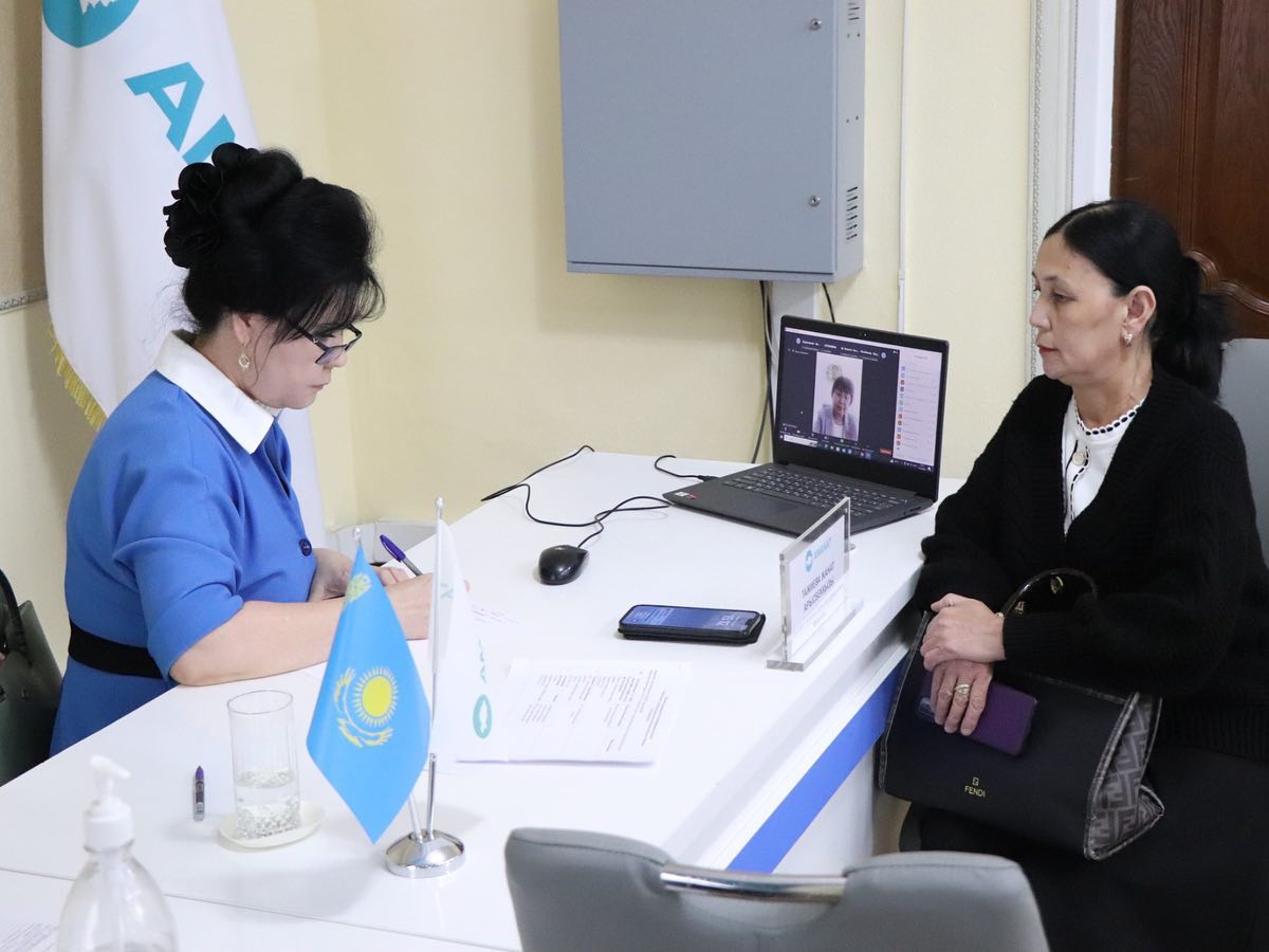 ҚАЛАЛЫҚ БІЛІМ БАСҚАРМАСЫНЫҢ БАСШЫСЫ  ҚОҒАМДЫҚ ҚАБЫЛДАУ ӨТКІЗДІ