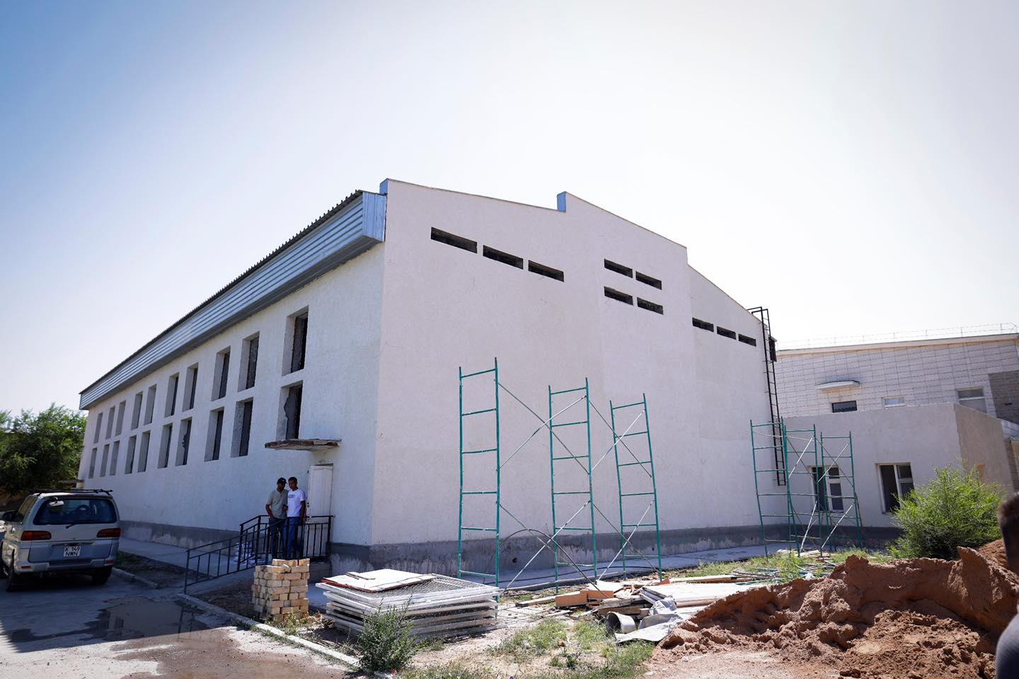 ЫНТЫМАҚ ШАҒЫН АУДАНЫНДАҒЫ №54 МЕКТЕП СПОРТ ЗАЛЫ КҮРДЕЛІ ЖӨНДЕУДЕН ӨТУДЕ