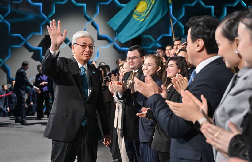 Қасым-Жомарт Тоқаев экзит-полл нәтижелерімен танысты