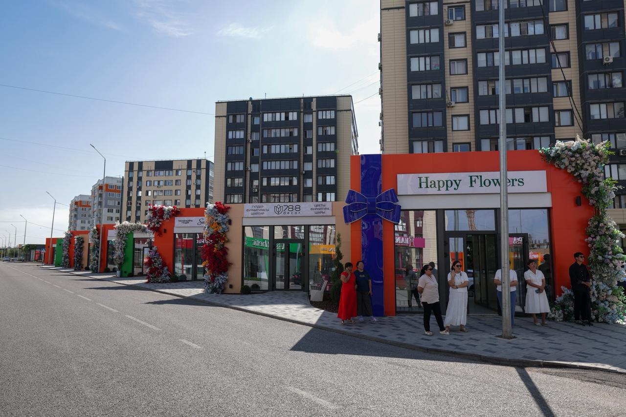 В ШЫМКЕНТЕ НАКАНУНЕ ДНЯ ГОРОДА ОТКРЫЛИ ДОМ КУЛЬТУРЫ, АЛЛЕЮ ЦВЕТОВ И НОВЫЙ ПАРК